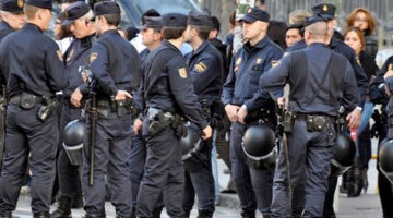 القبض على 18 شخصا في عملية للشرطة الإسبانية ضد الاعتداء الجنسي على الأطفال