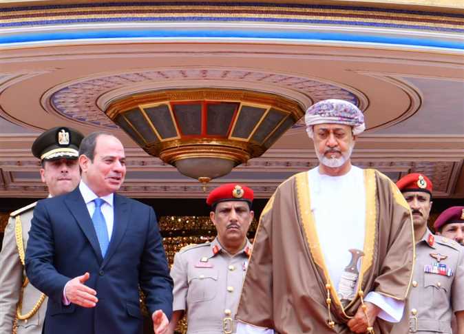 الرئيس السيسي يؤكد استعداد مصر لتقديم كافة التسهيلات للمستثمرين العُمانيين