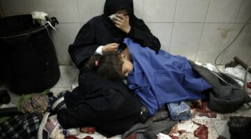 13 قتيلاً في قصف إسرائيلي على منازل بوسط غزة