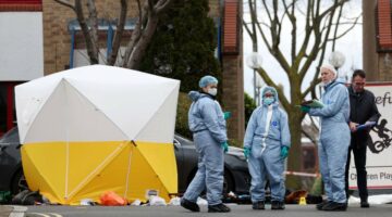 مقتل رجل برصاص الشرطة بحادث نادر في بريطانيا