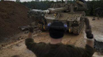 إسرائيل تعلن قصف 50 هدفاً لـ«حزب الله» في سوريا و3400 في لبنان منذ بدء حرب غزة