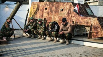 العراق… توقعات باستمرار الصراع وتواصل هجمات واشنطن ضد الفصائل