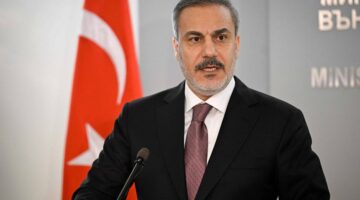 تركيا تحذر من خطورة «صدام إقليمي» بين إيران وأميركا