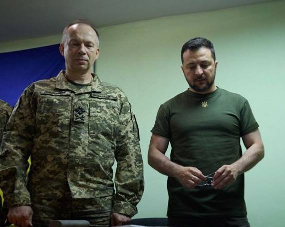 قائد جيش أوكرانيا الجديد يحدد أولوياته الرئيسية في الحرب ضد روسيا