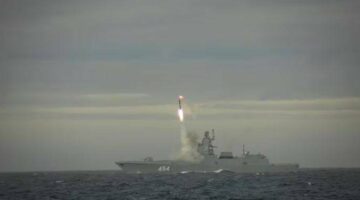 روسيا استخدمت صاروخ «زيركون» الفرط صوتي المتطور ضدنا لأول مرة