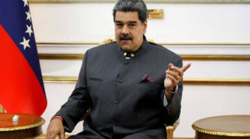 مادورو يتهم مكتب مفوض حقوق الإنسان بـ«التآمر»