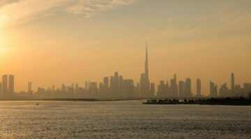 الإمارات تخرج رسمياً من قائمة مراقبة الجرائم المالية