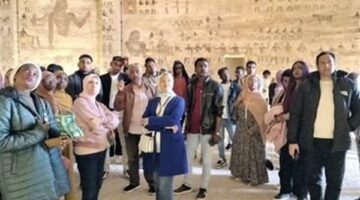 انطلاق الرحلة النيلية للفوج الثاني للطلاب الوافدين بجامعة المنيا لمنطقة بني حسن الأثرية