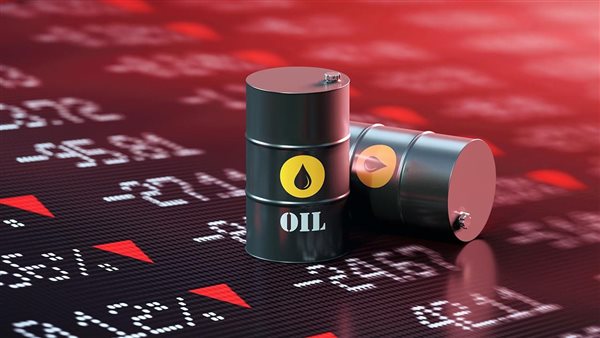 أسعار النفط تهبط 1% مع ارتفاع مخزونات الخام الأمريكية