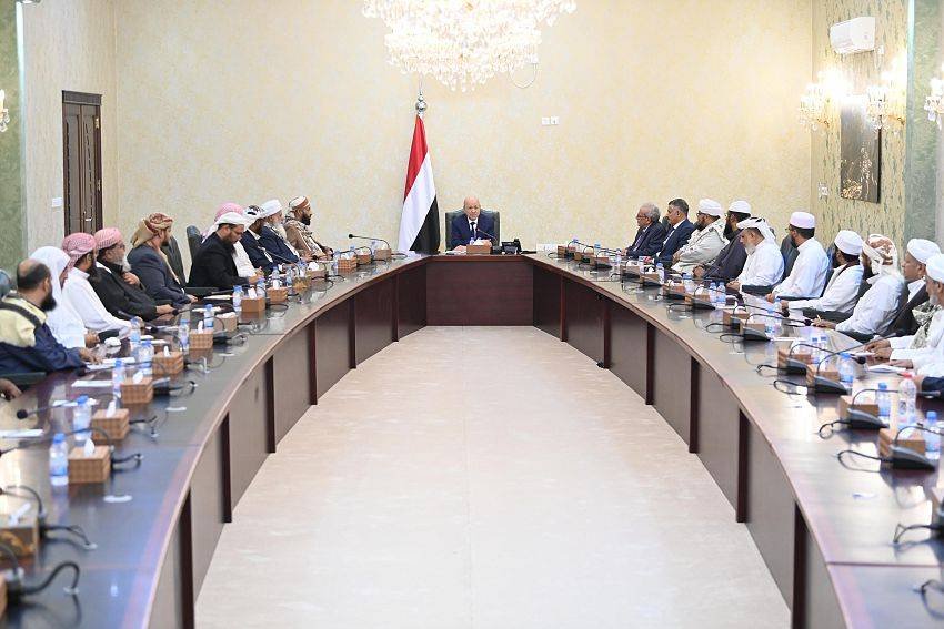 العليمي يدعو لخطاب ديني متجدد يساند الدولة والمجتمع اليمني