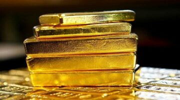 تراجع سعر الذهب بالدولار مع حركات تداول ضئيلة