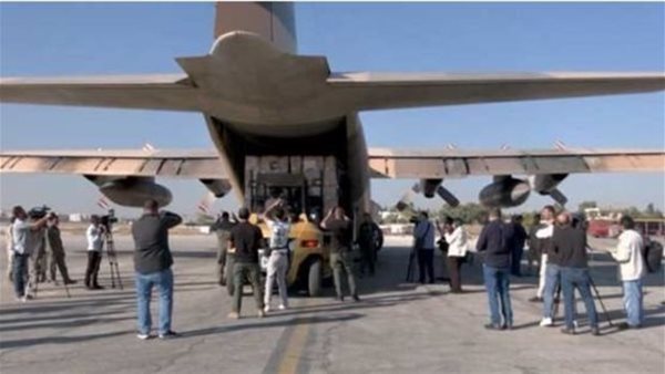 مطار العريش الدولي يستقبل أربع طائرات مساعدات لصالح قطاع غزة