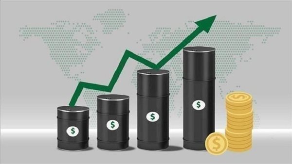 أسعار النفط تستقر عند أعلى مستوياتها في 5 أشهر مع انتظار اجتماع أوبك