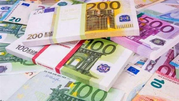 سعر اليورو أمام الجنيه المصري في تعاملات اليوم الأربعاء 10-4-2024