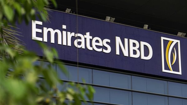 سهم بنك الإمارات دبي الوطني يرتفع 1.9%