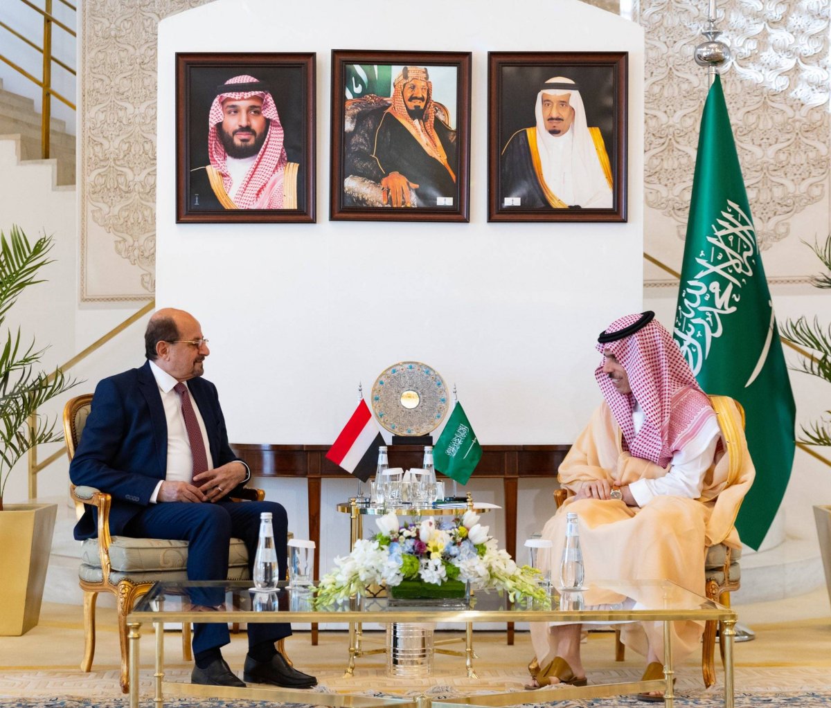 لقاء سعودي – يمني يبحث تطوير العلاقات الثنائية