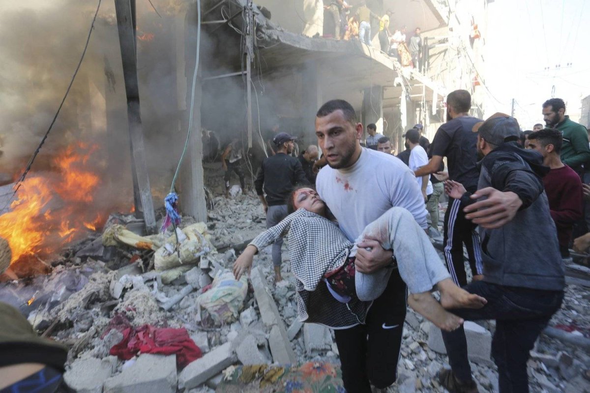 مجلس حقوق الإنسان يتبنى قراراً يدعو لمحاسبة إسرائيل على جرائم حرب محتملة بغزة