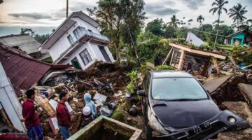 زلزال بقوة 5.8 درجات يضرب مقاطعة مالوكو في إندونيسيا