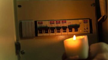 عاجل| الحكومة تدرس وقف تخفيف أحمال الكهرباء خلال فترة امتحانات الثانوية العامة 2024