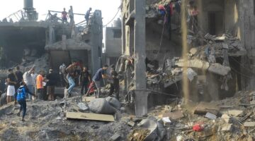 قصف عنيف على رفح الفلسطينية وفتح المعبر على مدار الساعة